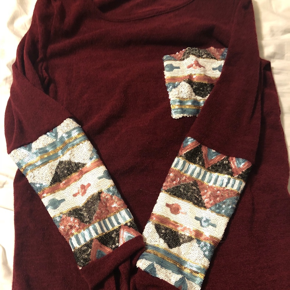 Maroon Aztec sequin sweater - Picture 4 of 5